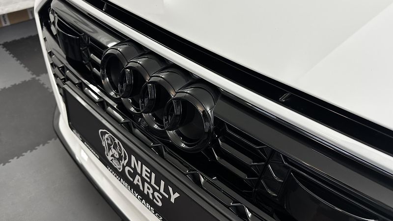 Audi RS 7 V8 4.0 / STAV NOVÉHO VOZU - fotka 47 z 54
