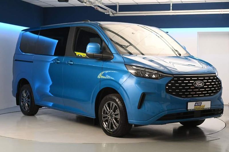 Ford Tourneo Custom (2025) 2.0 320 L1H1 8 Míst LED Kamera - fotka 4 z 38
