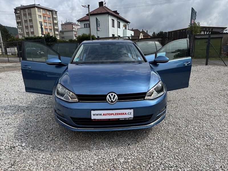 Volkswagen Golf (2015) 1.6TDi,DSG,rezervace - fotka 8 z 49