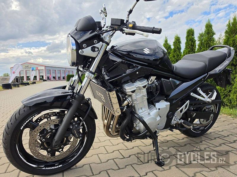 Suzuki GSF 650 N Bandit (2008) - fotka 11 z 17