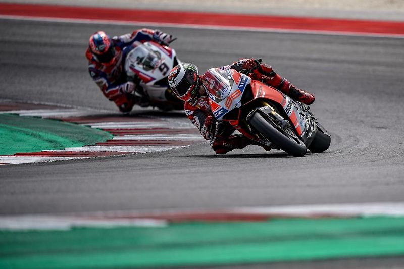 Ducati Panigale V4 S (2018) CORSE ex Jorge Lorenzo - fotka 16 z 39