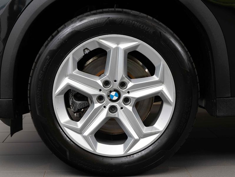 BMW X2 sDrive20i - fotka 7 z 23