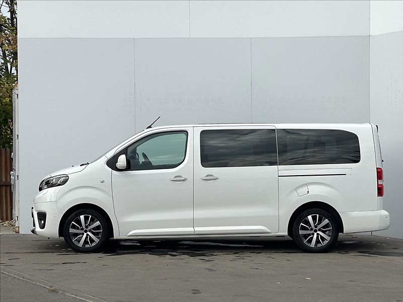 Toyota ProAce Verso 2,0 D-4D L2 Family WEBA 8 Míst - fotka 2 z 24