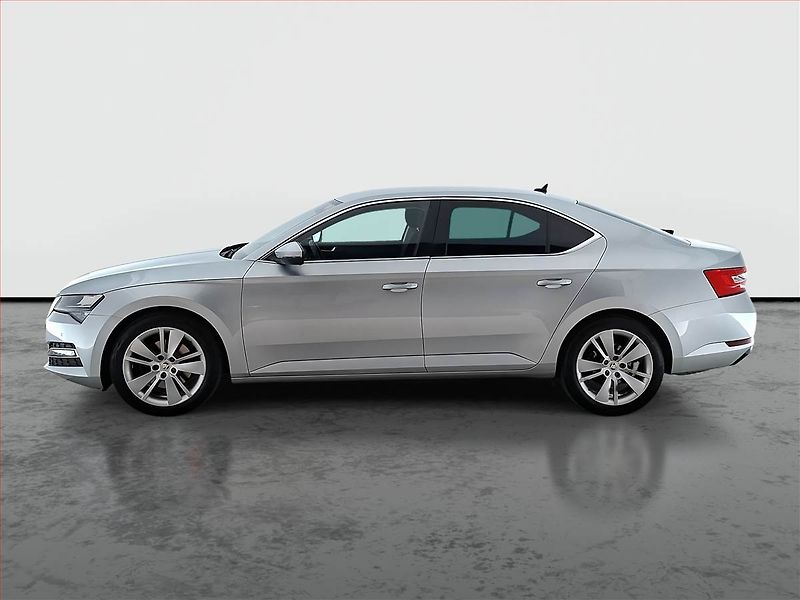 Škoda Superb (2021) Ambition 2.0 TDI - fotka 3 z 20