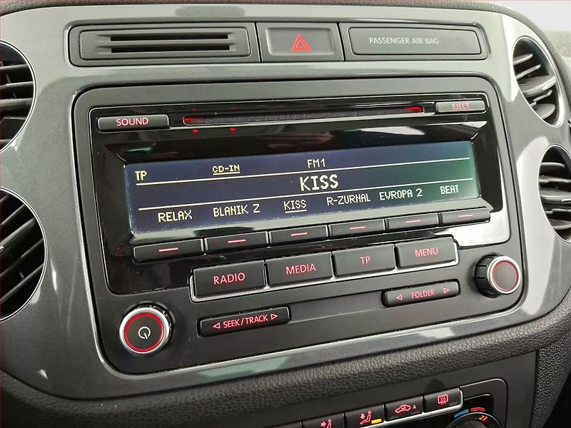 Volkswagen Tiguan (2012) 2.0 TDI, 4X4, Tempomat - fotka 14 z 17