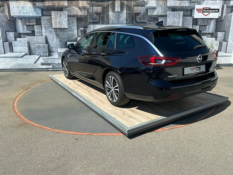 Opel Insignia (2017) 2.0D, 125KW, MATRIX, MASÁŽ - fotka 8 z 28
