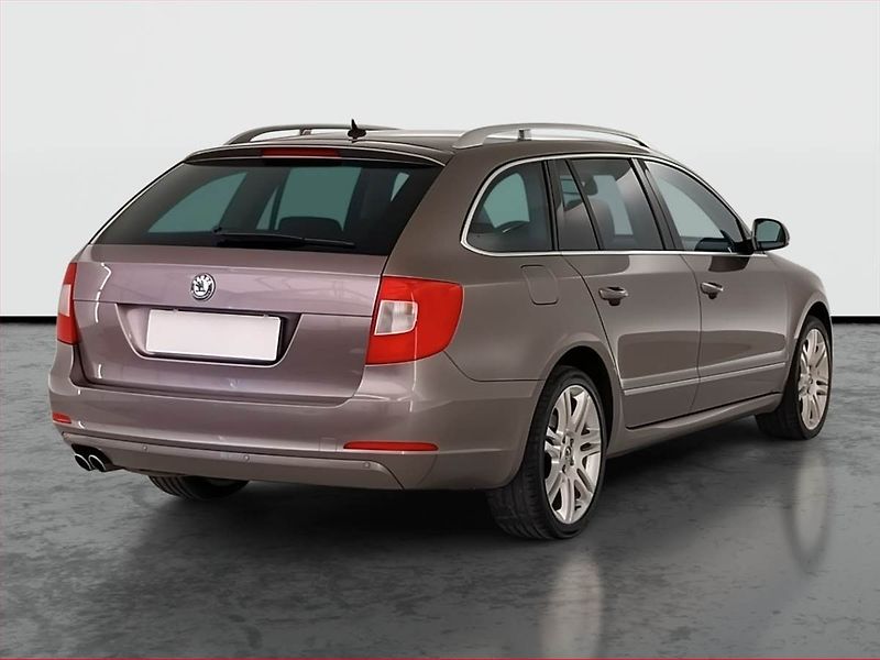 Škoda Superb (2010) Elegance 2.0 TDI, Automat - fotka 5 z 24