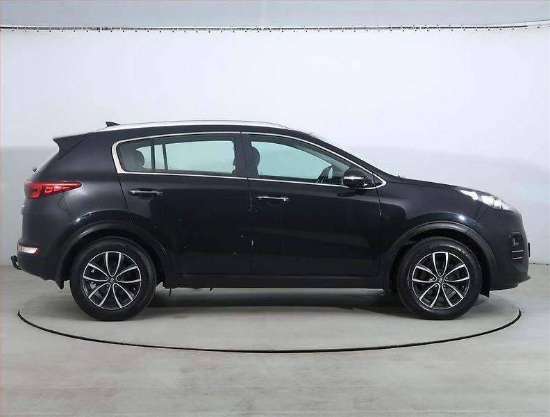 Kia Sportage (2016) 1.7 CRDi, ČR,1.maj, Serv.kniha - fotka 6 z 22