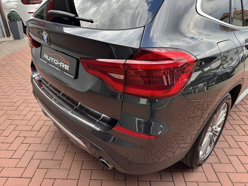 BMW X3 (2020) 3.0d X-Drive Ad.LED Webasto - fotka 34 z 43