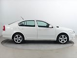 Škoda Octavia (2011) Ambiente 1.6 TDI, Tempomat - náhled 6