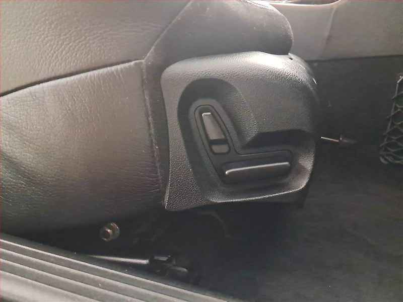 Mercedes-Benz Třídy E (2006) Avantgarde E 320 CDI , Automat - fotka 16 z 19