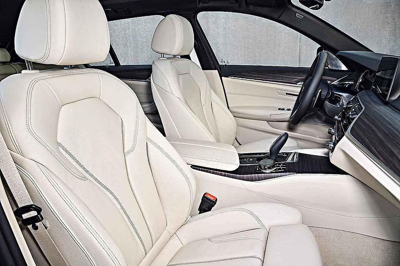BMW řady 5 Touring.
