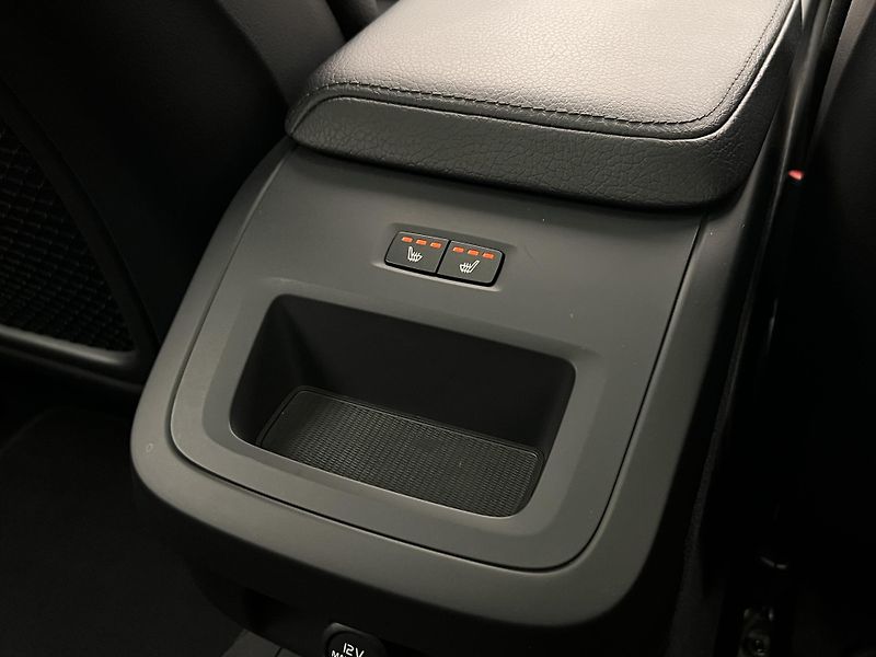 Volvo V60 T5 INSCRIPTION AUT - fotka 20 z 46