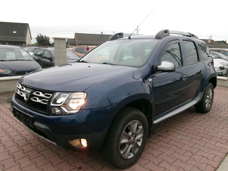 Dacia Duster (2016) 1,2 TCe KLIMA BT TEMP VÝHŘEV - fotka 2 z 28