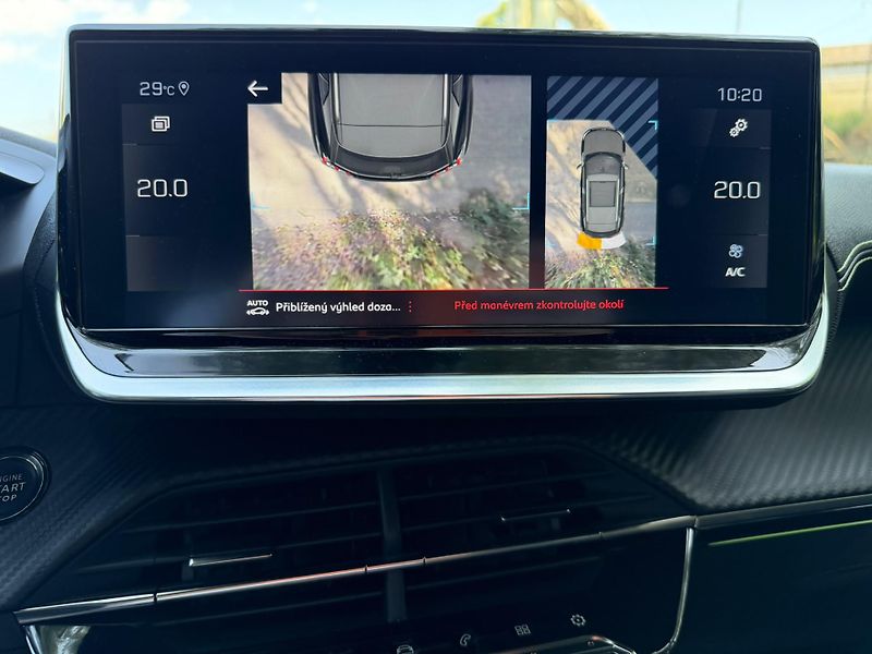 Peugeot 2008 (2020) GT LINE,130 koní, Automat 8st. - fotka 19 z 23