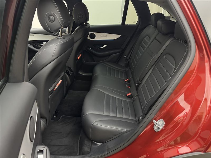 Mercedes-Benz GLC 2,1 4X4 VZDUCH 360° TAŽNÉ ČR - fotka 37 z 45