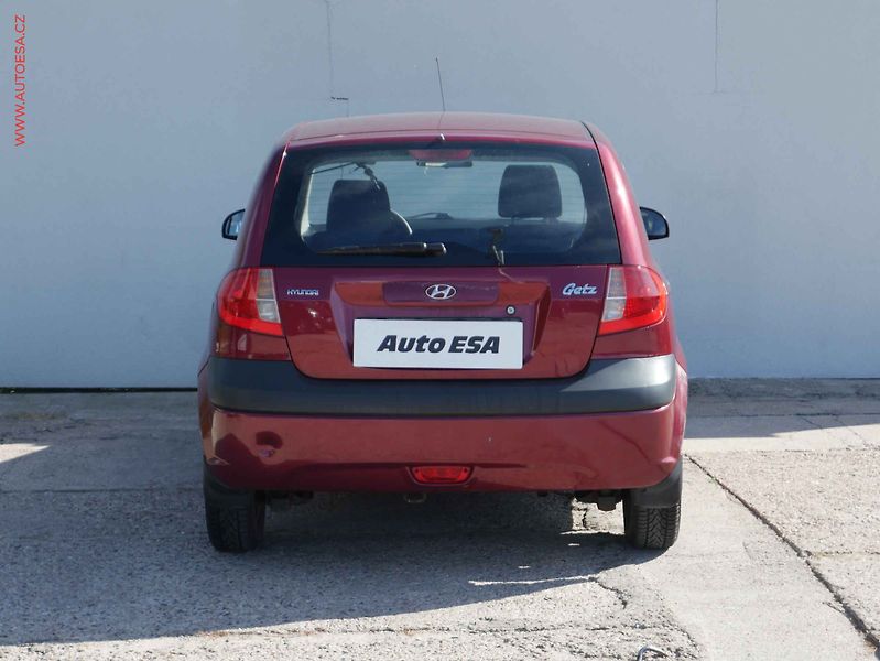 Hyundai Getz (2007) 1.1 i, 2.maj,ČR, STK8/27 - fotka 5 z 13