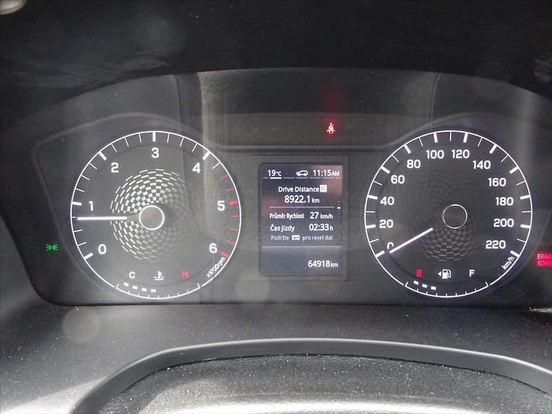 SsangYong Musso 2,2 2.2 e XDi 4x4 DPH - fotka 16 z 31