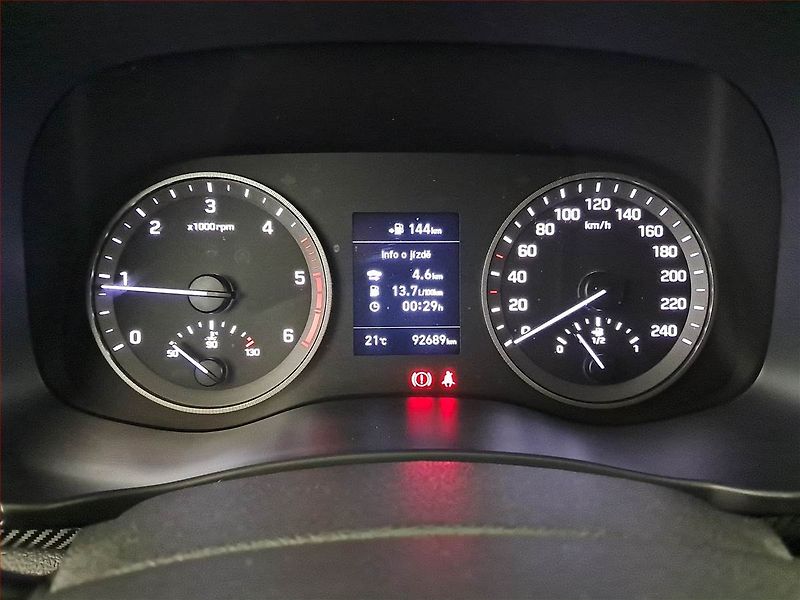 Hyundai Tucson (2021) Adventure 1.6 CRDi, ČR,1.maj - fotka 11 z 20