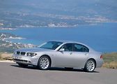 BMW 745i, rok 2002, najeto 340 000 km. Cena: 130 000 Kč