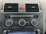 Volkswagen Touran (2014) 2.0TDi 103kW LIFE! Navigace! - náhled 15