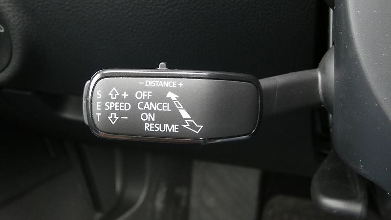 Škoda Superb Combi 2,0 TDI DSG Style - fotka 11 z 24