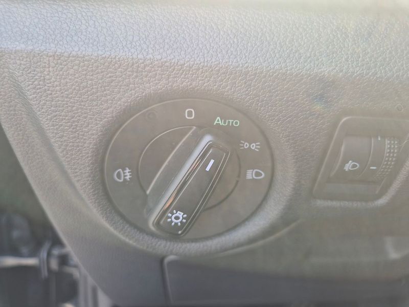 Škoda Kamiq 1,5 TSI 110 kW, CZ, 1. majitel - fotka 14 z 25