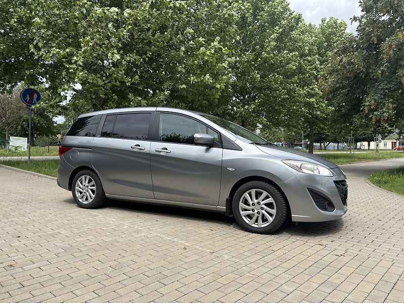 Mazda 5 2.0 Center-Line - fotka 13 z 29