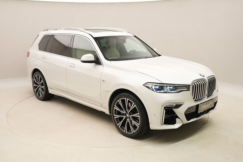 BMW X7 xDRIVE 30d M-PAKET CZ 6míst - fotka 16 z 88