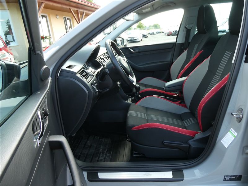 Škoda Rapid 1,2 TSi 77kW MONTE CARLO,2xkol - fotka 24 z 43