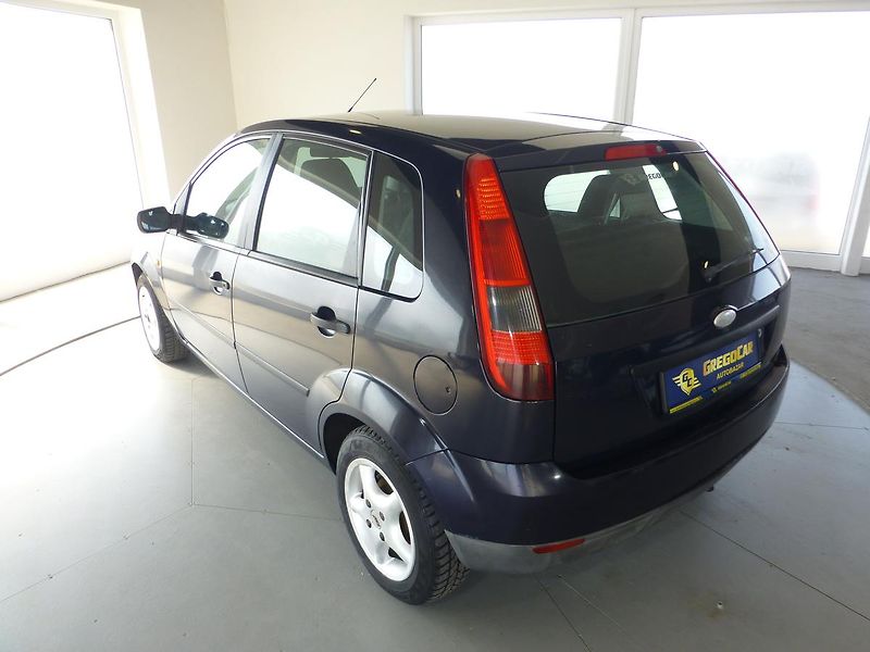 Ford Fiesta (2005) 1,3i-**ALU KOLA***KLIMATIZACE* - fotka 7 z 22