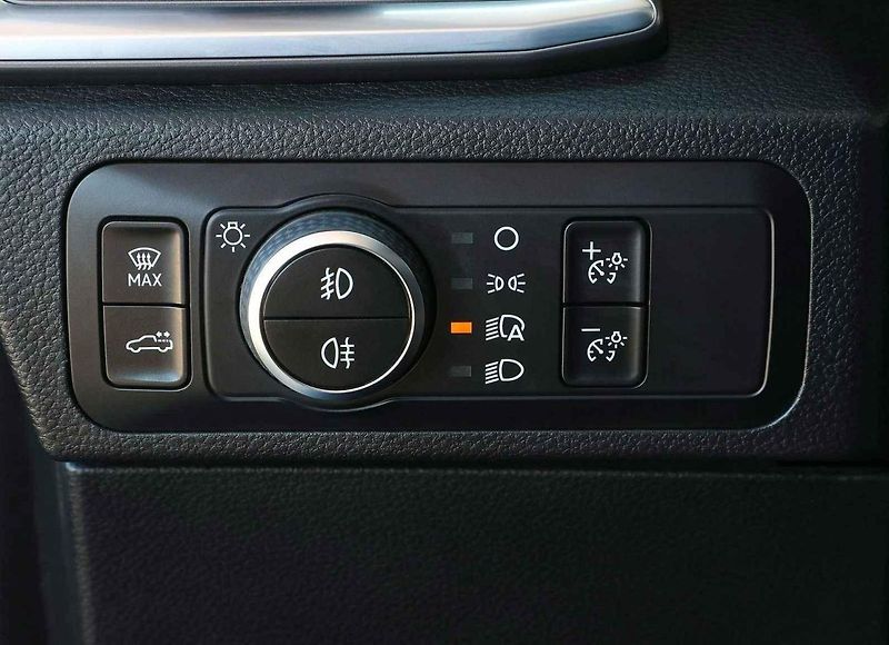 Volkswagen Amarok – s červenými vozy s motorem 2.0 TDI jsme se projeli v jihoafrickém terénu.
