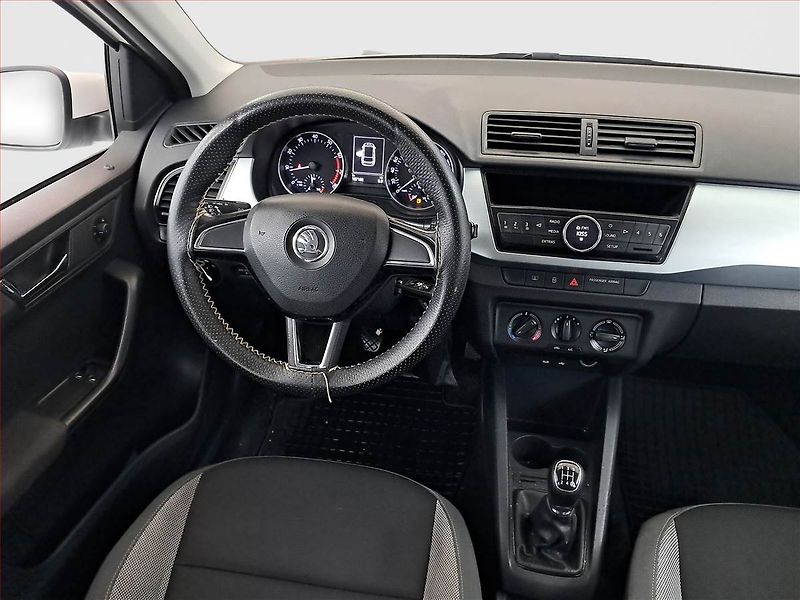 Škoda Fabia (2015) 1.0 - fotka 7 z 14