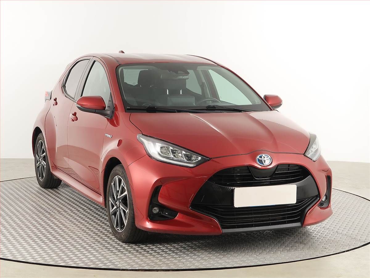 Toyota Yaris kniha, Tempomat, Park. senzory