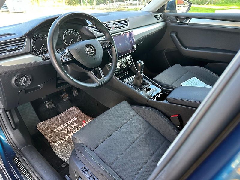 Škoda Superb (2019) 2.0TDi SERVISOVÁNO VE - fotka 7 z 18