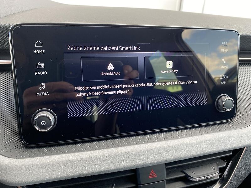 Škoda Scala 1,0 TSI 85 kW Selection - fotka 17 z 26