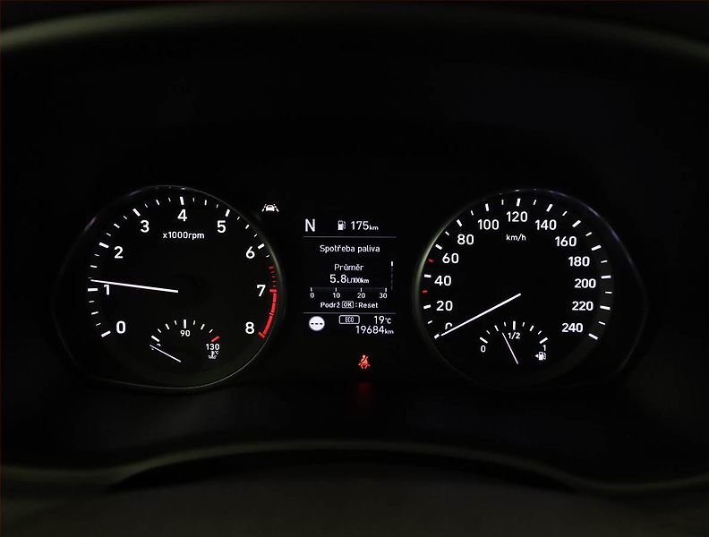 Hyundai i30 (2022) 1.5 T-GDI MHEV, Serv.kniha - fotka 9 z 19