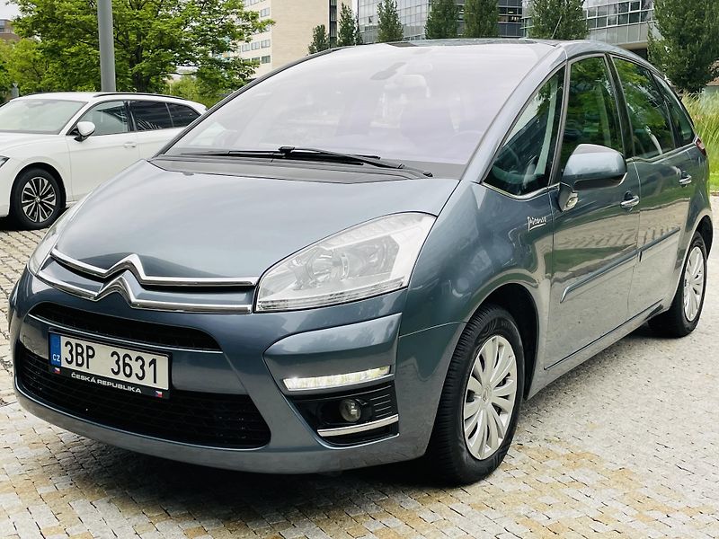 Citroën C4 Picasso 1.6i 88KW MANUÁL LED SENZORY - fotka 4 z 38