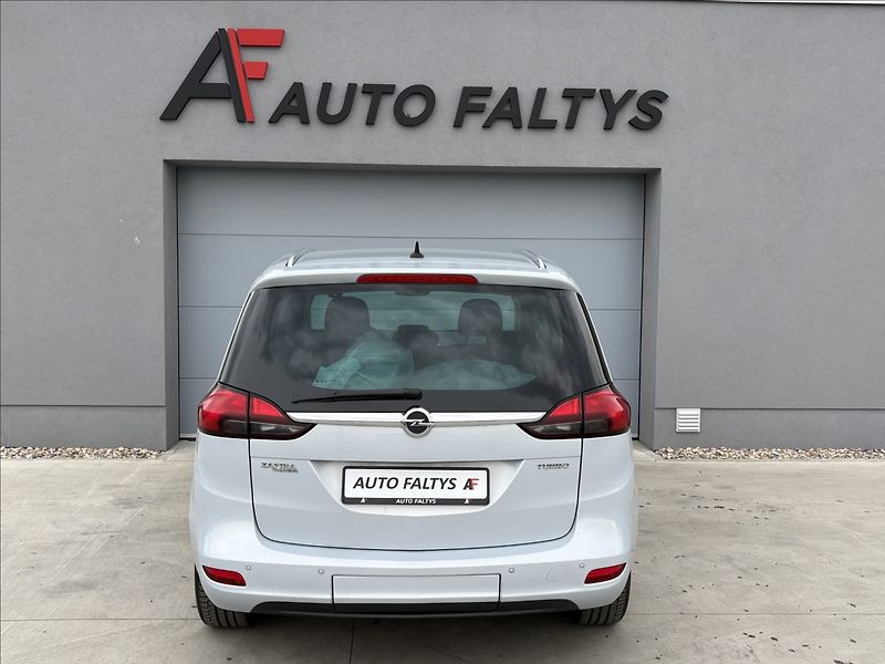 Opel Zafira 1,4 103kw ČR servis 6MT - fotka 6 z 28