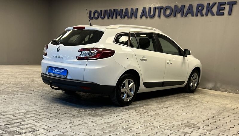 Renault Mégane 16V DYNAMIQUE - fotka 2 z 17