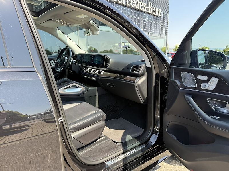 Mercedes-Benz GLS (2019) 400 d 4MATIC - fotka 43 z 54