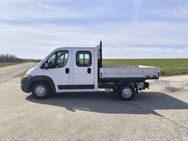 Citroën Jumper (2013) 2.2 SERVISNÍ KN.,DOLOŽENĚ KM - fotka 4 z 47