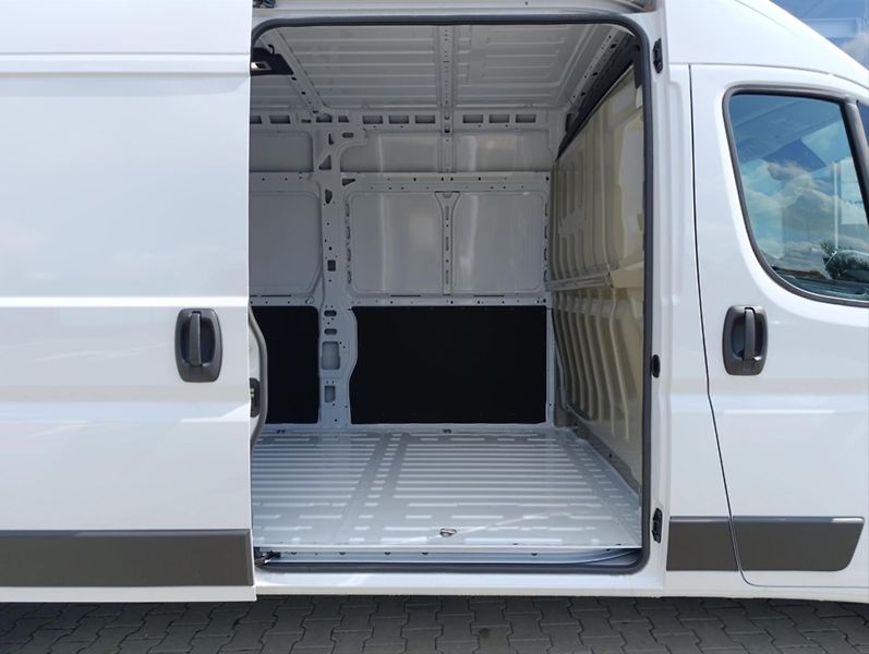 Fiat Ducato 2,2 MTJ 140k  Maxi L3H2 35 - fotka 10 z 17