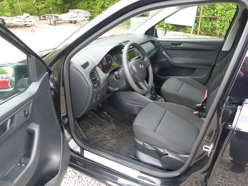 Škoda Fabia 1.2 TSI - fotka 9 z 17