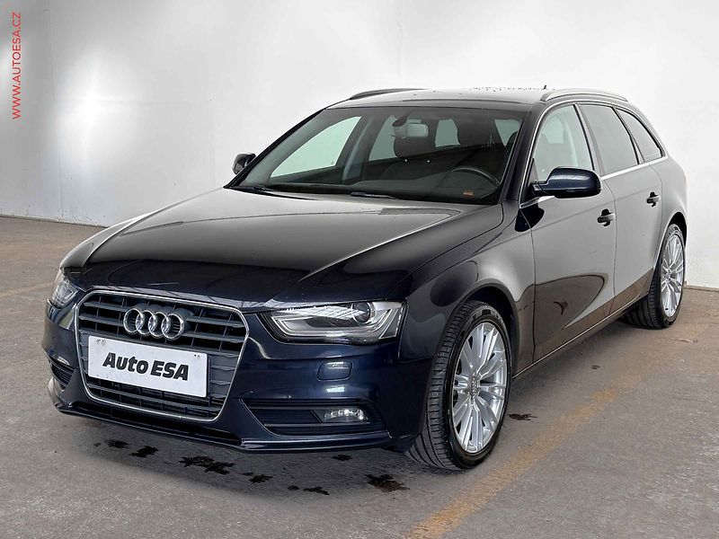 Audi A4 (2014) 2.0 TDi, AC, bixen - fotka 3 z 16