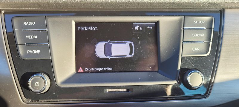 Škoda Fabia (2016) 3 1,2TSi 66kW benzín „JOY“ - fotka 22 z 38