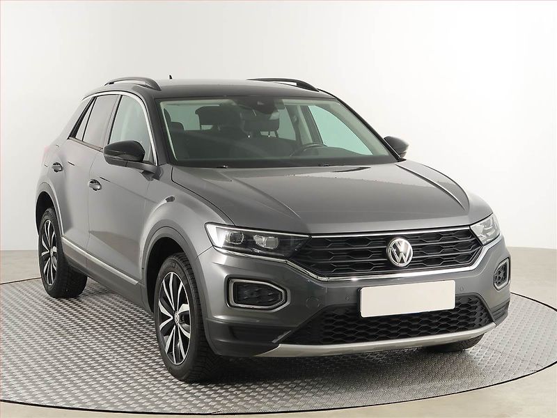 Volkswagen T-Roc (2018) 1.0 TSI, Navi, Tempomat - fotografie inzerátu