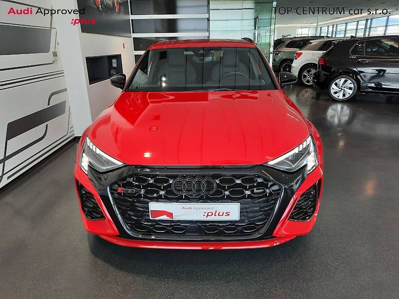 Audi RS 3 (2023) Sportback 2.5 TFSI quattro (29 - fotka 4 z 28
