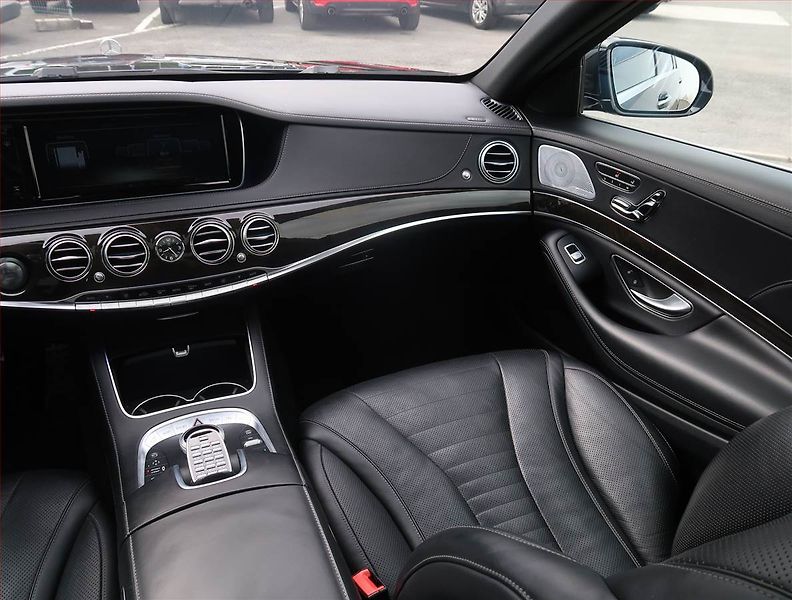 Mercedes-Benz Třídy S (2014) AMG Paket S 500 4MATIC, 4X4 - fotka 8 z 28