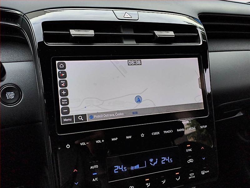Hyundai Tucson (2023) N-Line 1.6 T-GDI HEV - fotka 17 z 21